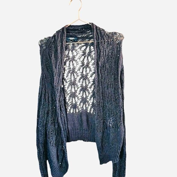 EUC Weekend Max Mara Grey Crochet Knit Light Sweater Medium - Picture 1 of 4